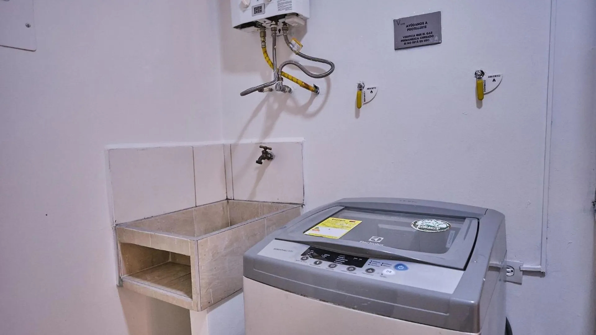 Apartamentos En Laureles Medellin Colombia