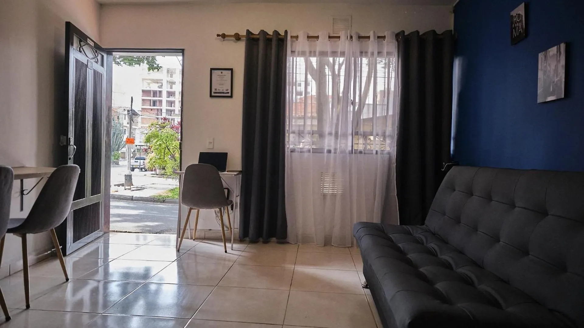 Apartamentos En Laureles Medellin